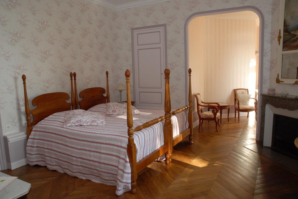 Chambres Au Chateau - Le Clos Des Tourelles Sennecey-le-Grand Exteriör bild